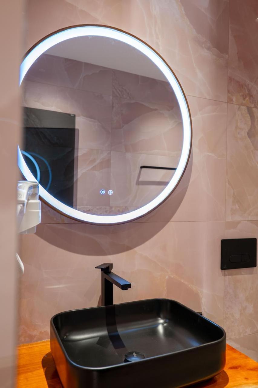 Juer Hotel Bajkaj Kültér fotó